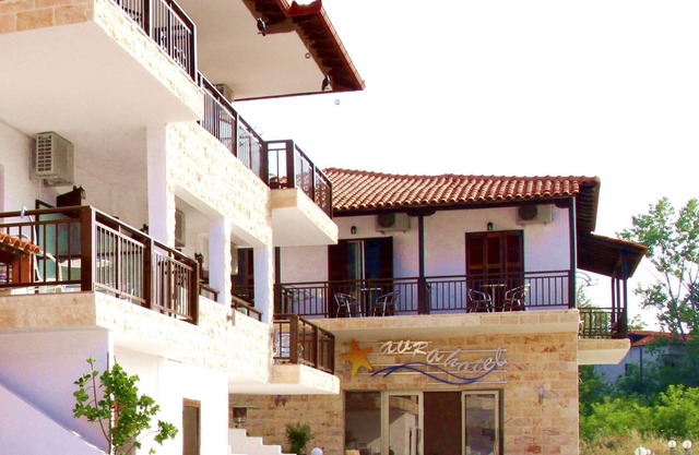 Avra Hotel