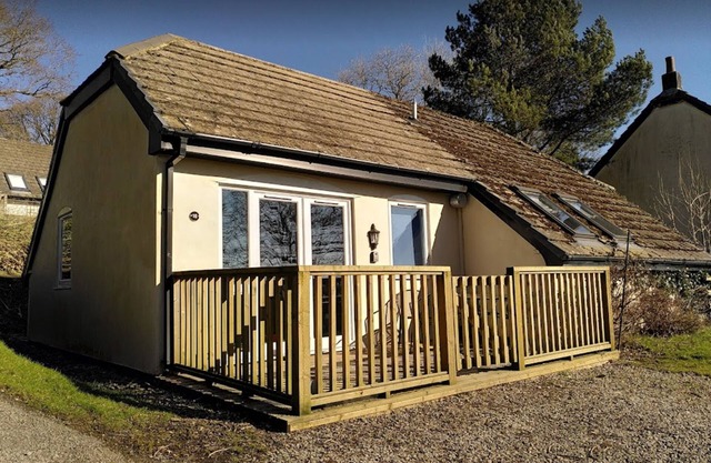 AWDRY BUNGALOW, pet friendly, character holiday cottage in Sheepwash