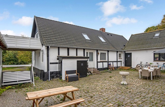 Awesome apartment in Allinge with WiFi