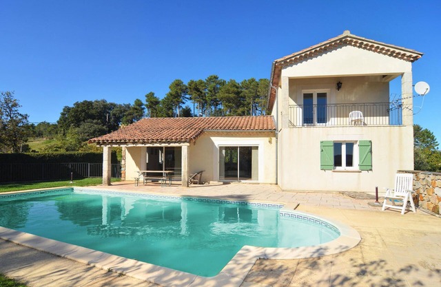 Awesome home in Bordezac