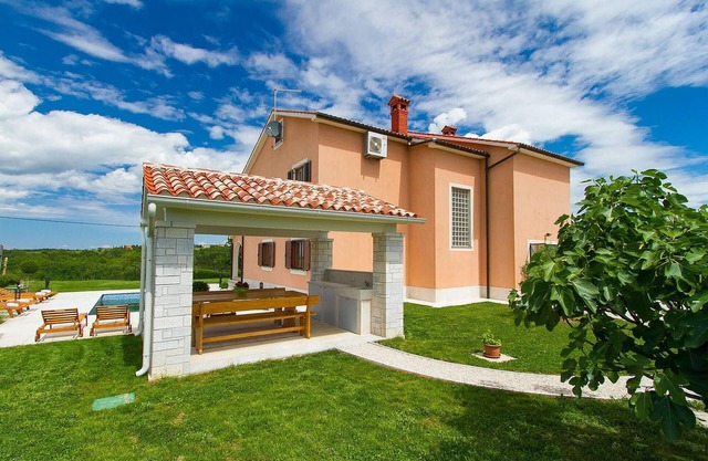 Awesome home in Motovun