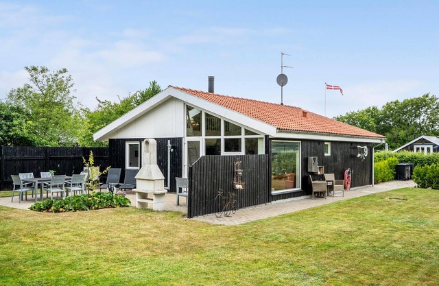 Awesome home in Tarm with swimming pool