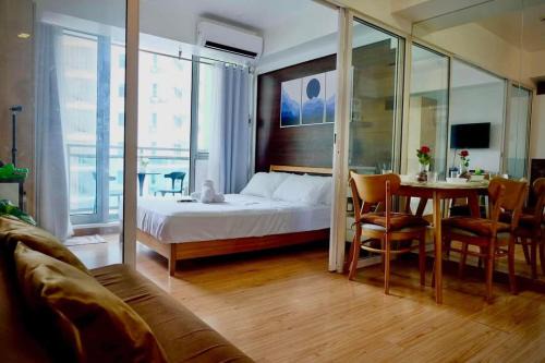 Azure Miami Tower - Mirage Cabin
