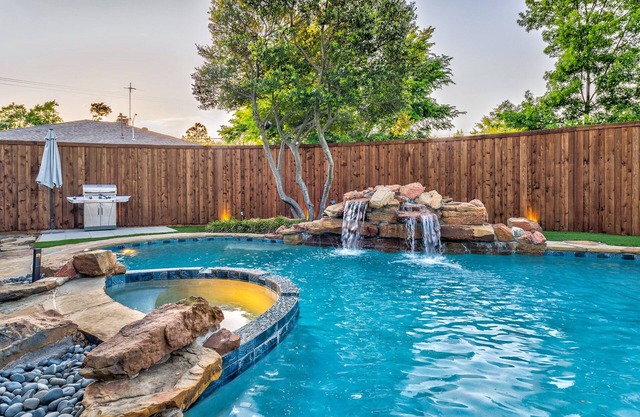 Backyard Heated Pool, Hot Tub and Waterfall