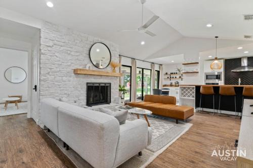 Backyard w Deck, Yoga Space 3BR 2BA Home Parking Near Domain by Austin Vacay