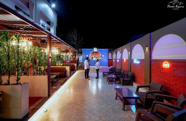 Bajaj's Karwan Inn