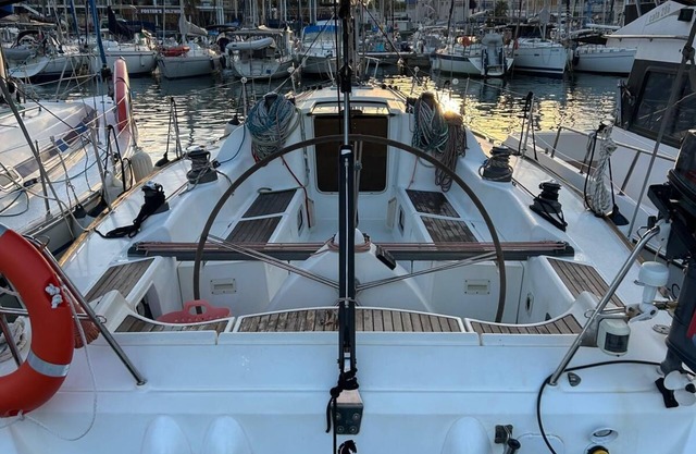 Barco Eiroa en Alicante Centro, Real Club de Regatas