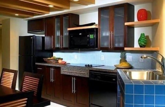 Bay Vista Villas Beachfront Resort & Spa, Pool, Hot Tub