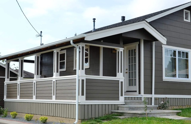 BAYVIEW BUNGALOW INCREDIBLE DOWNTOWN LOCATION