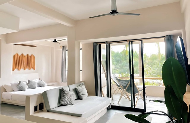 Beach 1 Min | Ocean King | Pool | Daily Clean | AC