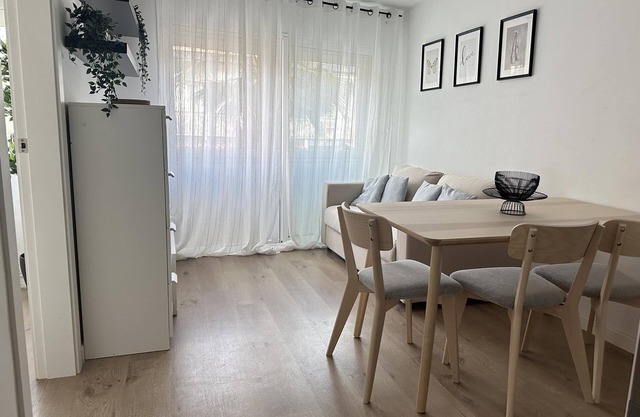 Beach Apartment IV - Coeur de Pla