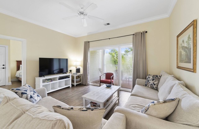BEACH BLISS 2Bedroom/2 Bath condo in Litchfield!