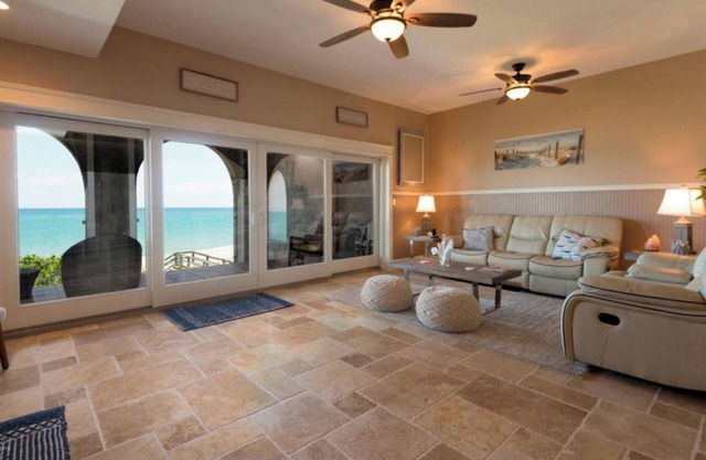 Beach front Condo with amazing water views!