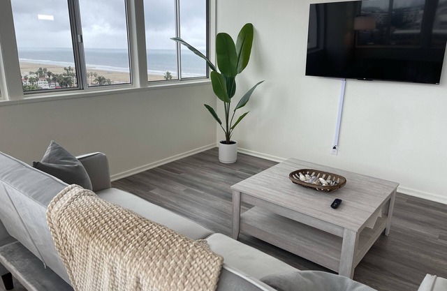 Beach Front Loft at Santa Monica Pier
