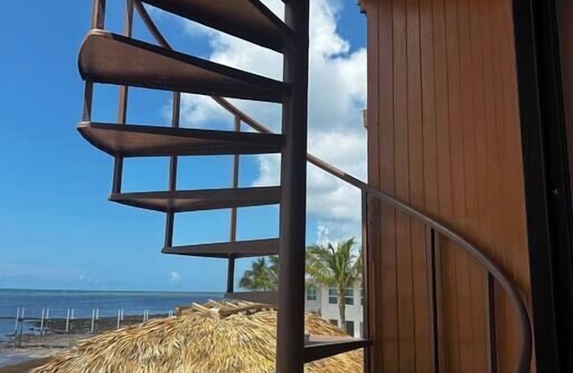 Beach View Room Dormitory Room Barnacle Resort