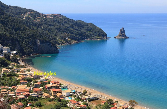 Beachfront 4-bed Luxury Suite - Agios Gordios Corfu Greece