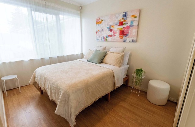 Beachfront - 5 min to Airport
