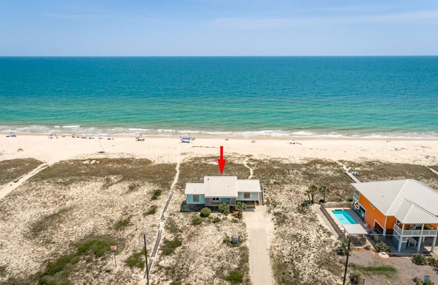 BEACHFRONT! Awesome Views! Two Gulf Front King Master Suites!
