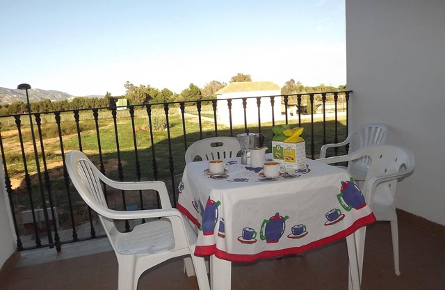 Beachfront Getaway: APCOSTAS San Antonio, 3-Bedroom Apartment in Alcalà de Xivert, Spain