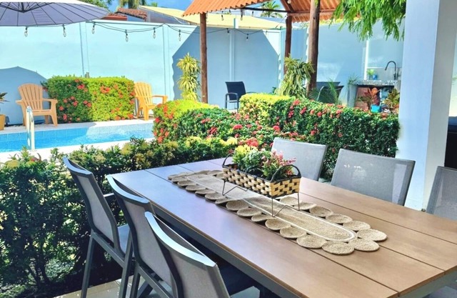 Beachfront house in condominium in Playa Bejuco