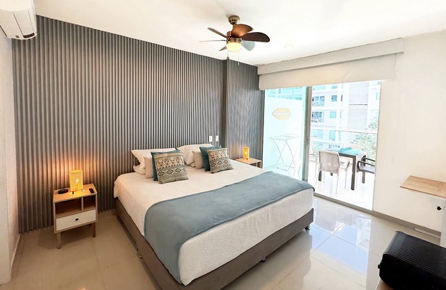 Beachfront + King Bed + 2X Wifi + Morros Ultra