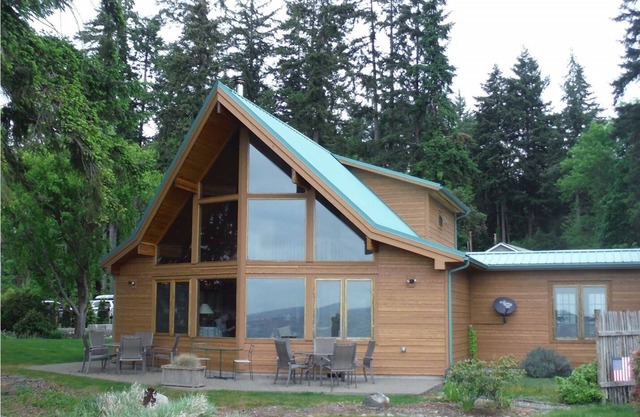 Beachfront Luxury on Case Inlet