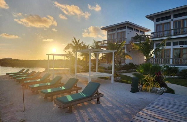 Beachfront Villa | San Pedro Belize | Private Retreat