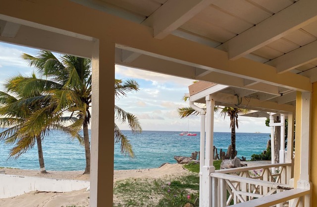 Beachside Bliss at Hideaway Beach