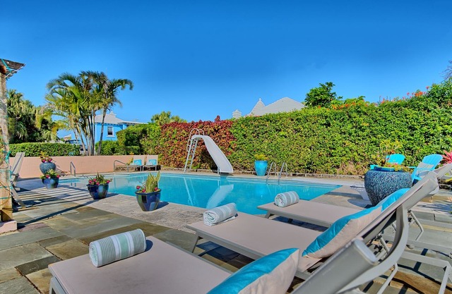 BeachWalkStudio StepsToBeach LargePool Central