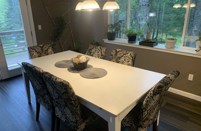 Bear Bottoms at Salmon Creek