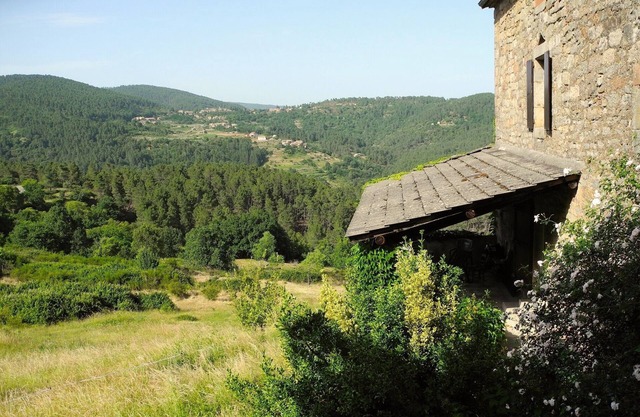 Beautiful stone farmhouse Cevennes, great views, lots of space, quiet