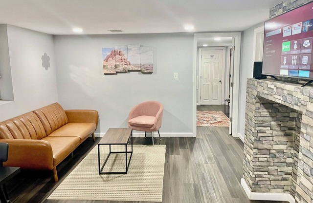 Beautiful 1 BR Apt Basment,35 min to NYC