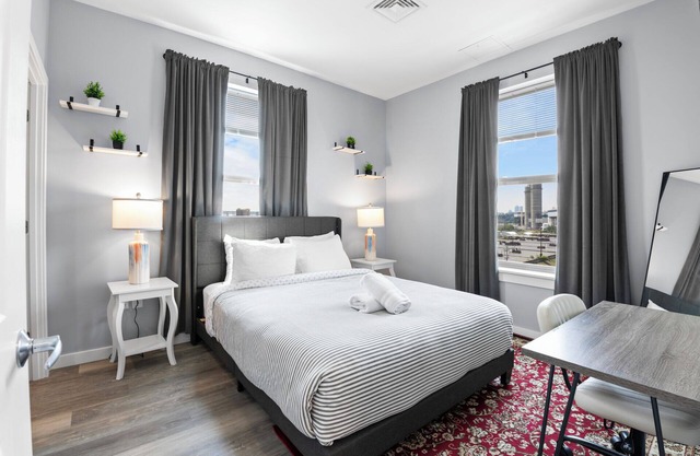 Beautiful 1BR Near Encore Boston 7307