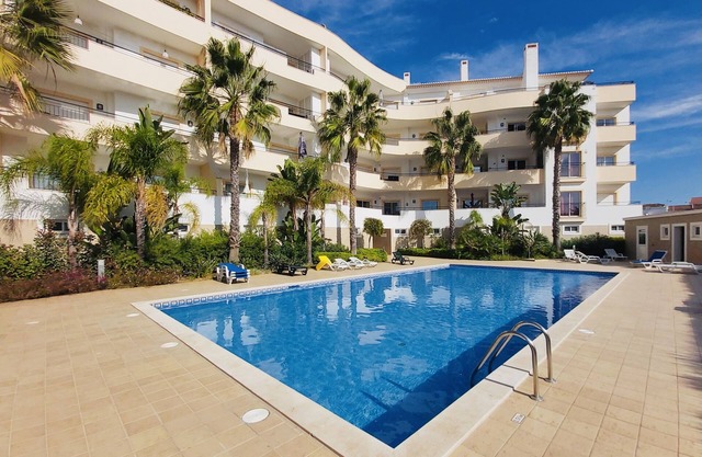 Beautiful 2 Bed Apartment with Swimming Pool in the Historic Town of Lagos
