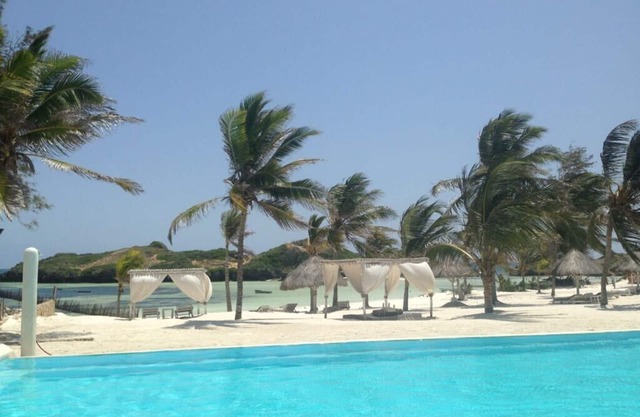 Beautiful 3 levels Villa in a private H24 security residence of 7 towers