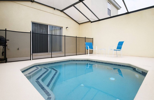 Beautiful 3BDR Townhome w/Private Pool & Resort Access