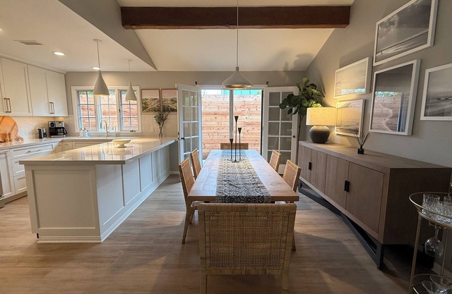 Beautiful and bright two bedroom house, steps away from Coast Village Rd