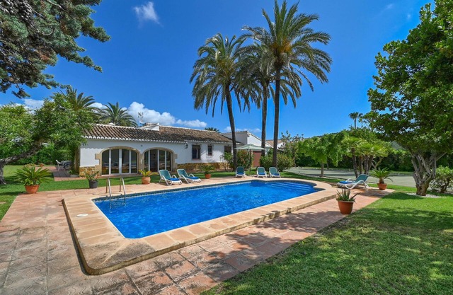 Beautiful and comfortable villa with private pool in Javea, Costa Blanca, Spain for 6 persons