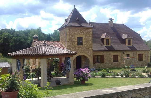 Beautiful and large country house in the heart of the black Périgord
