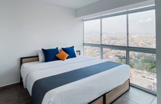 Beautiful and Spacious Twin Apartment in the San Miguel Area