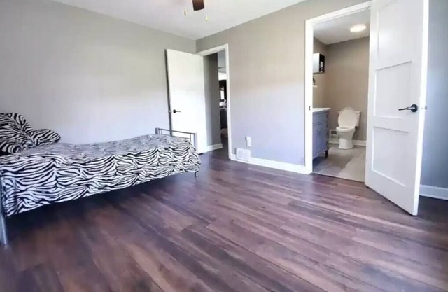 Beautiful and Spacious Home in Aurora