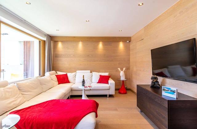 Beautiful apartment for 8 guests with WIFI, TV and terrace