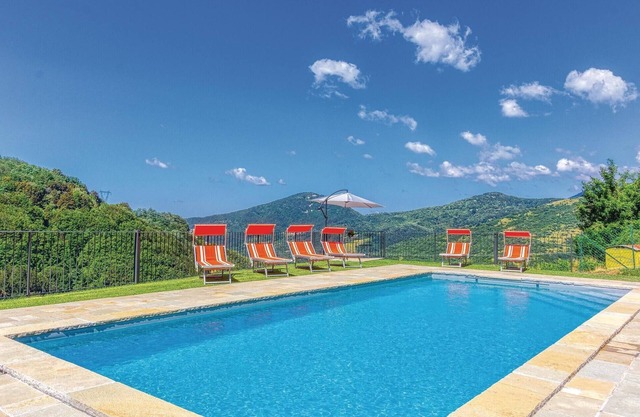 Beautiful apartment in Fivizzano -MS-