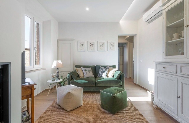 Beautiful apartment for 4 people with WIFI, A/C and TV, close to Siena