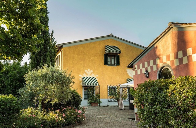 Beautiful apartment for 4 people with WIFI, pool and TV