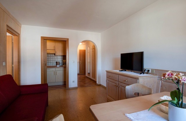 Beautiful Apartment 7 "Zur Sonne" with Mountain View & Garden