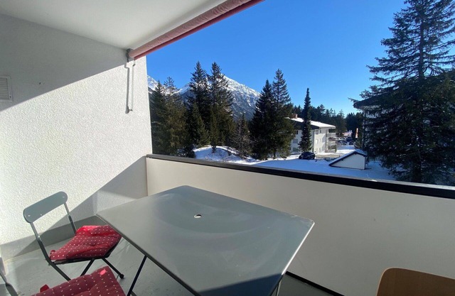 Beautiful apartment for 4 guests with pool, WIFI, TV and parking