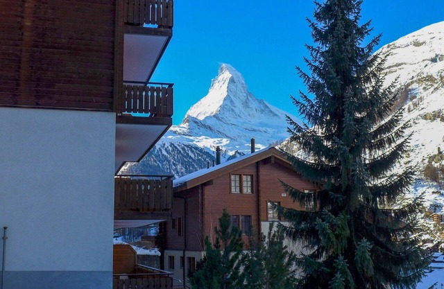 Beautiful apartment for 6 guests with WIFI, TV and balcony