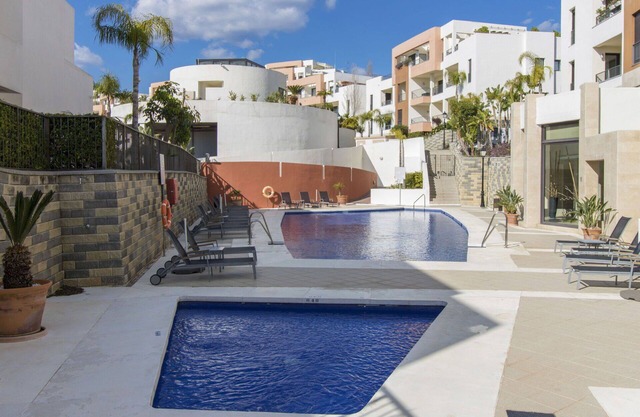 Beautiful apartment for 3 guests with WIFI, pool, A/C, TV and terrace