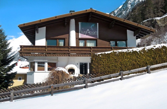 Beautiful apartment for 2 guests with WIFI, TV and pets allowed